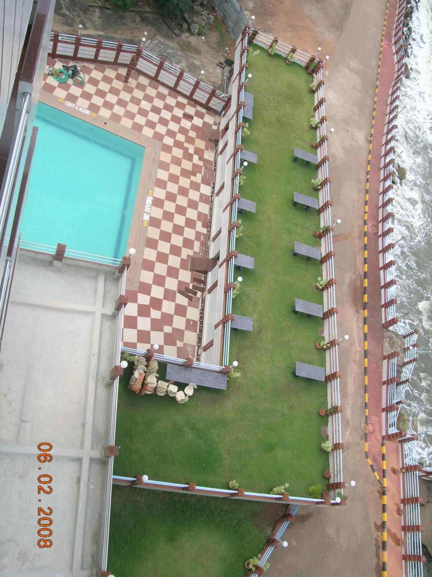 ホテル Rns Residency Sea View Māvalli エクステリア 写真